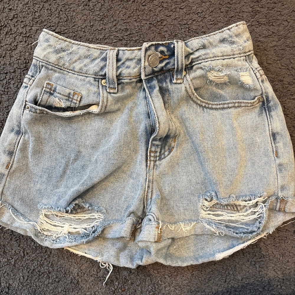 ✨PacSun Light Blue Distressed Denim Cutoff Shorts ✨